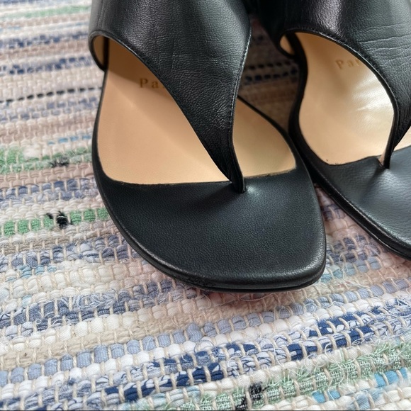 Christian Louboutin From Sand Flat Leather Sandals - Picture 6 of 16